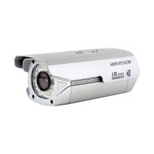 Аналоговая камера HikVision DS-2CC102P-IRA